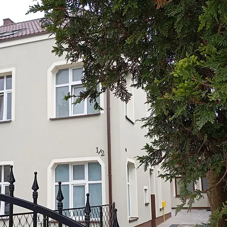 ゲストハウス I Belle Epoque ウェバ